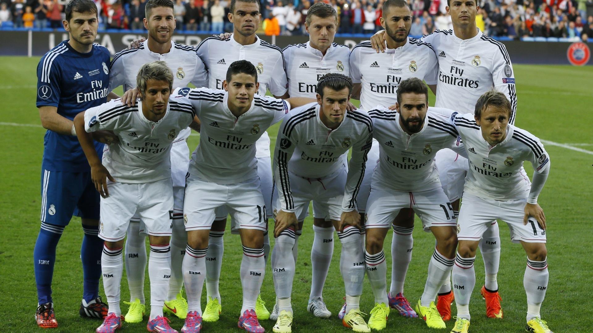 世体独家,巴萨更衣室力挺阿劳霍,球员深刻反省染红后果